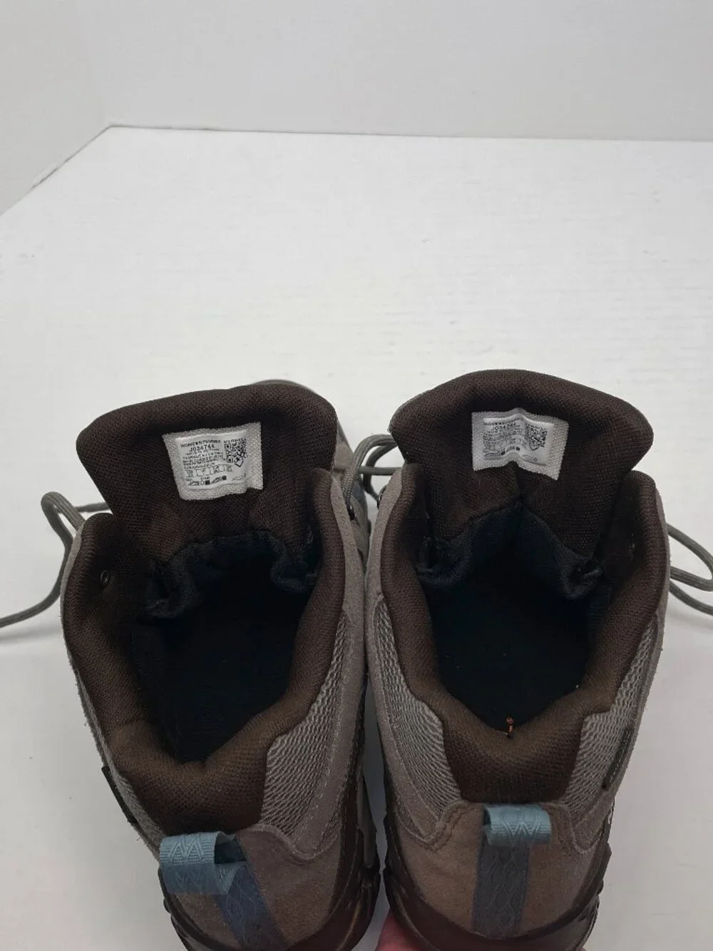 Merrell Deverta 2 Hiking Boots Women's Size 9.5 J034744 Shoes Mid Waterproof